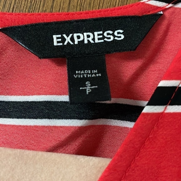 size small red stripe Express jumpersuit - Picture 4 of 6